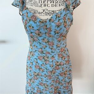 Chic Floral Midi Dress in Blue